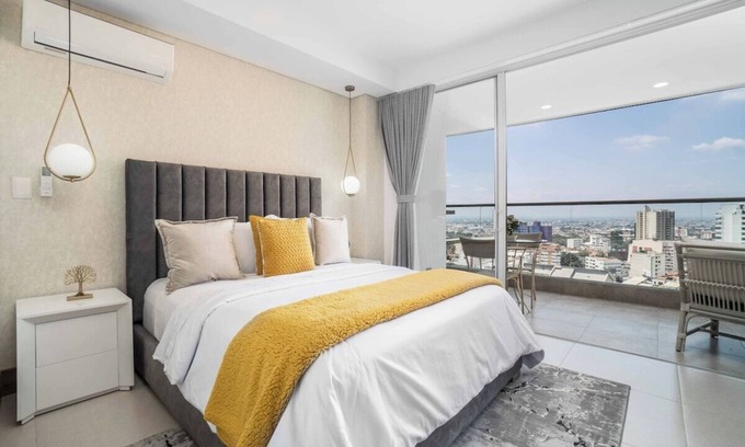 Granada Appartement | H604 - Beautiful View with Balcony, Pool & Parking