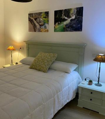 Mogon Appartement | Habitaciones con baño sin cocina ni salón Sierra de las Villas