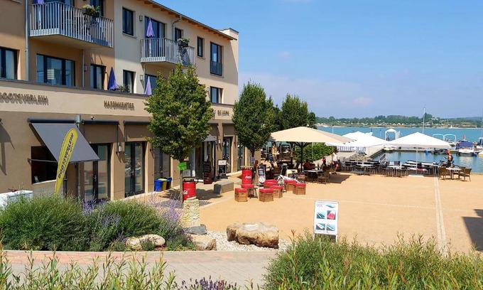 Kahnsdorf Appartement | Hafen 15 - Ihre Ferienwohnung am Hainer See bei Leipzig