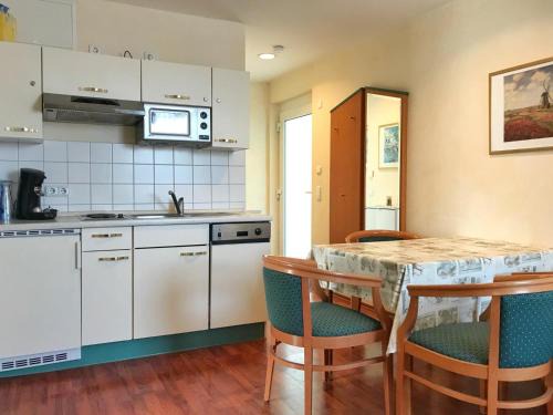 Wiek Appartement | Hafenresidenz - Ferienwohnung 17 "Zugvogel"