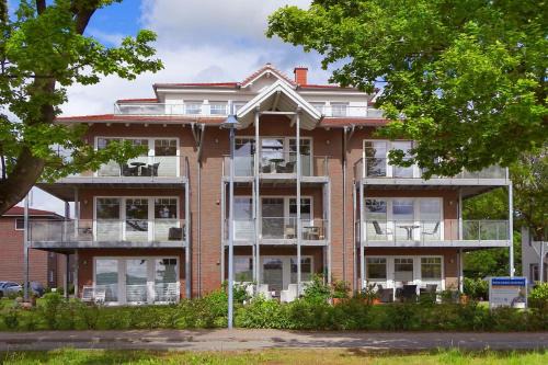 Lauterbach Appartement | Hafenresidenz FeWo 2-2 - Balkon, Meerblick