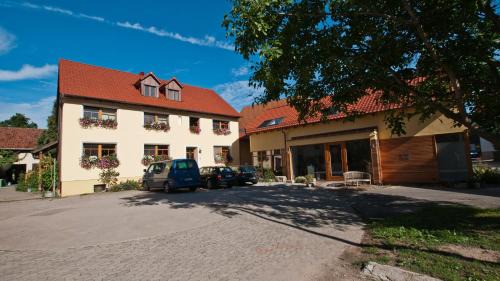 Markt Taschendorf Appartement | Haflingerhof Galster