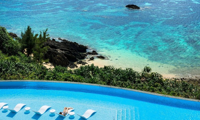 Nakama Hôtel | Halekulani Okinawa