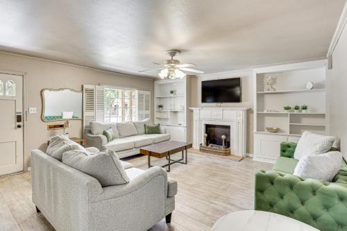 South Overton Maison | Half-Mi to Campus! Lubbock Home with Fenced Yard
