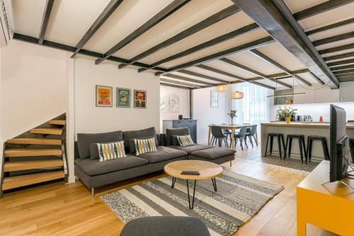 Boucle - Gros Caillou Appartement | Hamac Suites - Suite Herbouville - Quai du Rhône