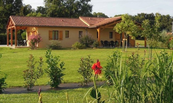 Montferrand-du-Perigord Maison | Gite dans un écrin de verdure (No. 1)
