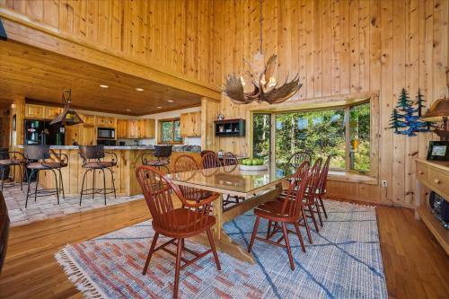 Hamilton Creek Maison | Hamilton Creek Cabin home