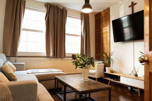 Hampstead Maison | Hampstead 19th Century Village Cottage