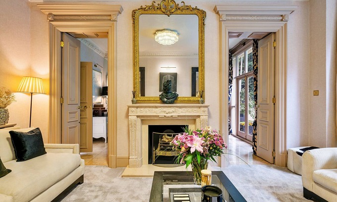 Frognal and Fitzjohns Maison | Elm Point House