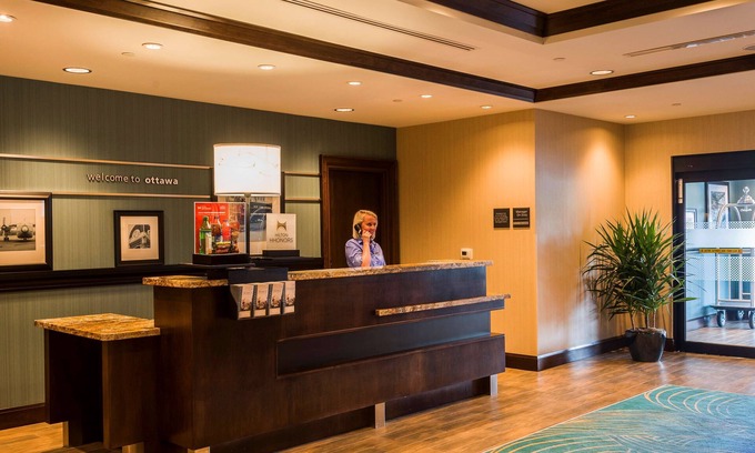 Ottawa Division Hôtel | Hampton Inn by Hilton Ottawa Airport, ON, CN