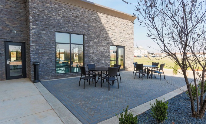 El Reno Hôtel | Hampton Inn El Reno