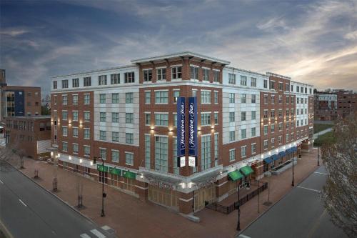 East Bayside Hôtel | Hampton Inn Portland Downtown Waterfront