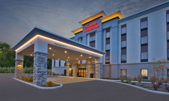 Alliance Hôtel | Hampton Inn & Suites Alliance