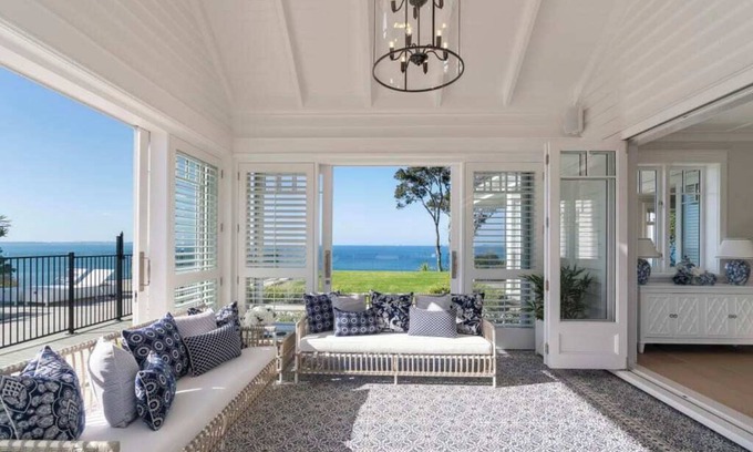 Campbells Bay Maison | Hampton on View, Luxury Clifftop in Campbells Bay