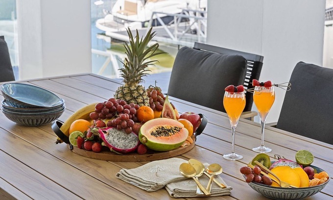 Yamba Maison | Hamptons House | Stylish Waterfront
