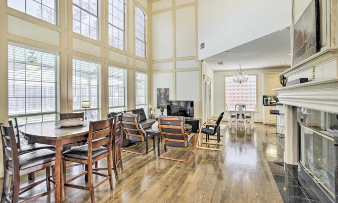 Spring Branch East Maison | Han Solos Hideout Luxe Houston Home with Pool!