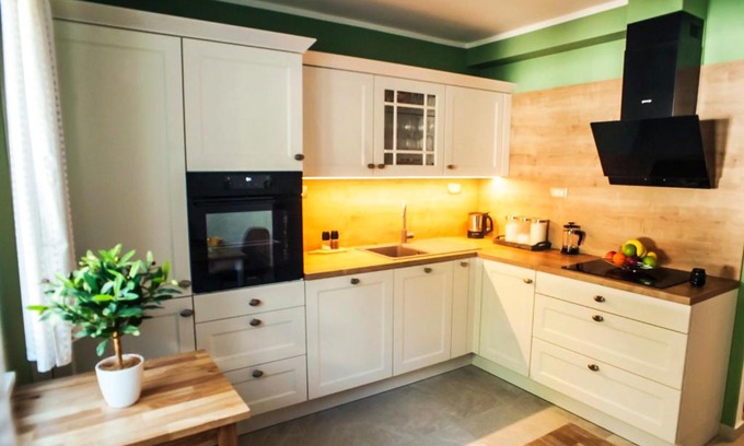Vintijan Maison | Hana House Pula