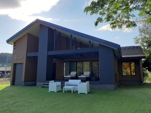 Toya Villa | HANA TOYA