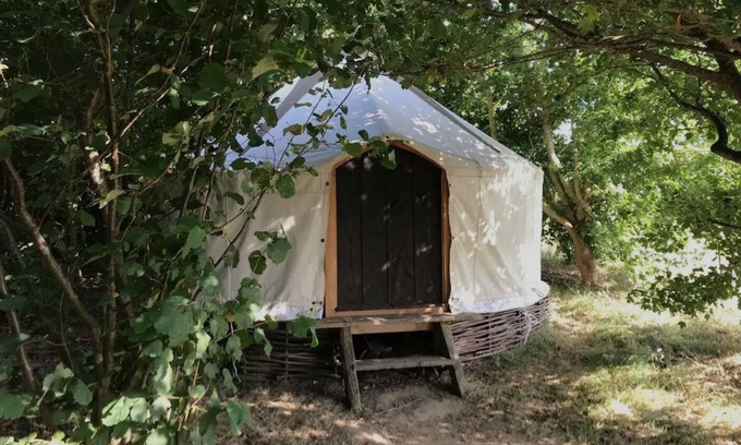 Ash Cabine | Handcrafted Grain Store Yurt in Somerset woodland; off-grid relaxation, campfire