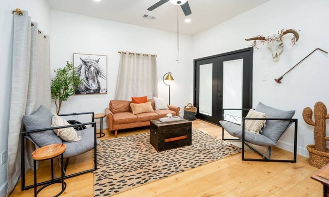 Brenham Maison | Handsome Charmer Downtown!