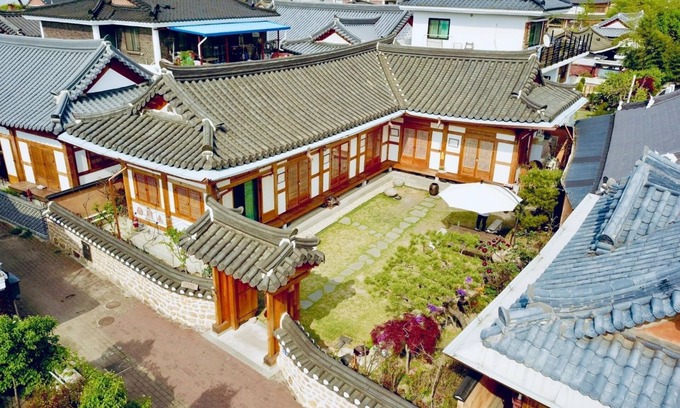 Jeonju Maison | Hanok Hyeyum