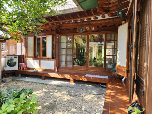 Jeonju Maison | Hanok Moryeon