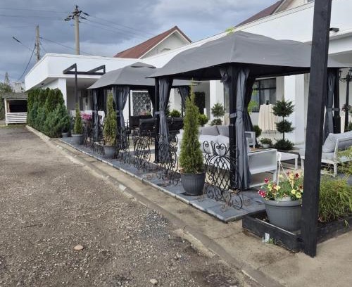Jibert Maison | Hanul lui PUȘCĂ - CAZARE MUNCITORI
