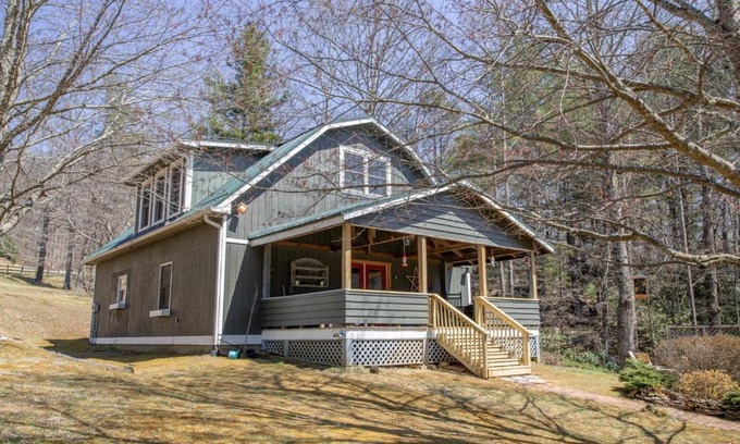 Apple Ridge Maison | Happy Apple