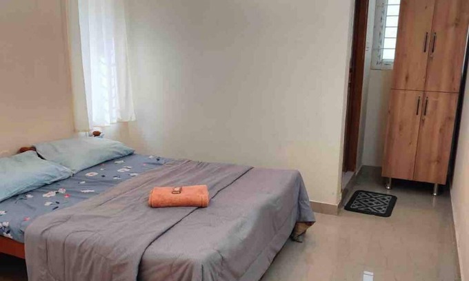 Manikonda Appartement | Happy Homes- Bright Airy Private AC 2 BHK