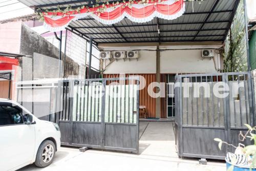 West Semarang Maison | Happy Inn Puspo Mitra RedDoorz
