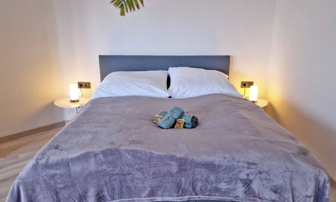 Wahren Appartement | Happyside Brightlines - Parkplatz - Nespresso-wlan