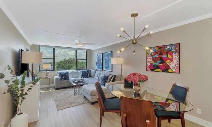 Siesta Key Copropriété | Harbor Towers 1BD with washer & dryer in unit!