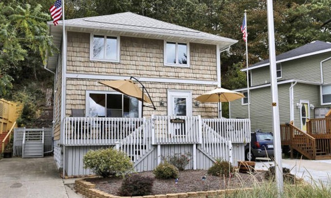 Grand Haven Cottage | Harbourside Grand Haven - Cottage rénové de 4 chambres sur le lac Michigan