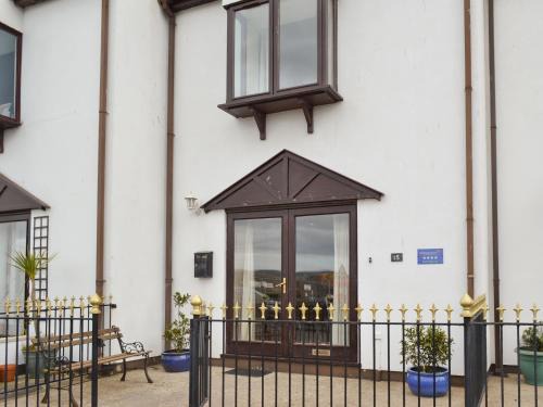 Castletown Maison | Harbour View
