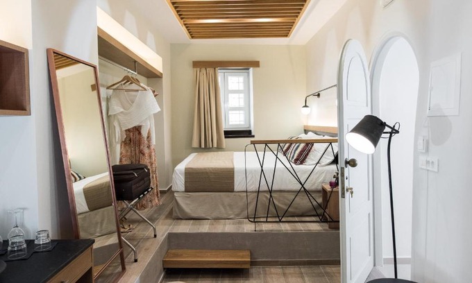 Old Town Maison | Harismari Cozy Hotel