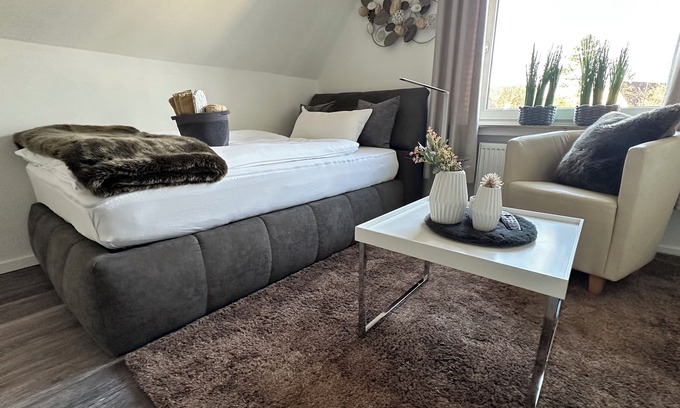 Guetersloh Appartement | HARMONY 2-room apartment 1st floor balcony garden