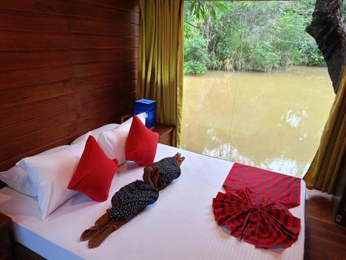 Dambulla Chalet De Ski | Harmony by the lake