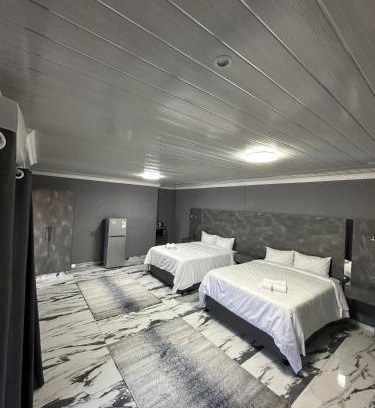 Mahikeng Maison | Harry's Luxury Guest House