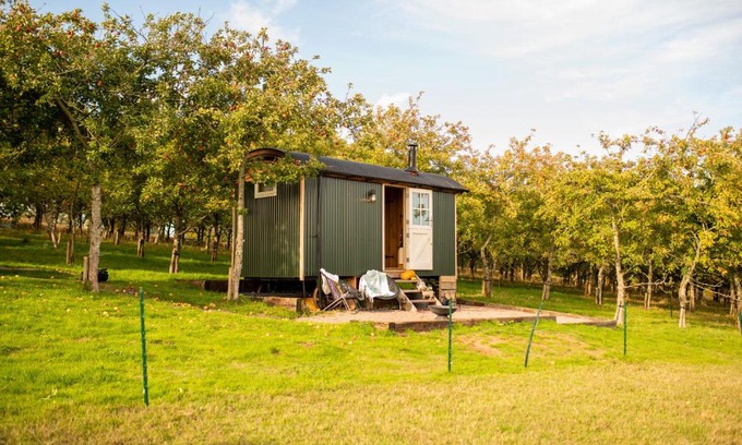 Monmouth Maison | Harrys Hideout - Shepherd's Huts at Harrys Cottages