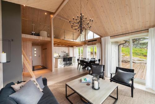 Vestvagøy Maison | Haukland beach panorama