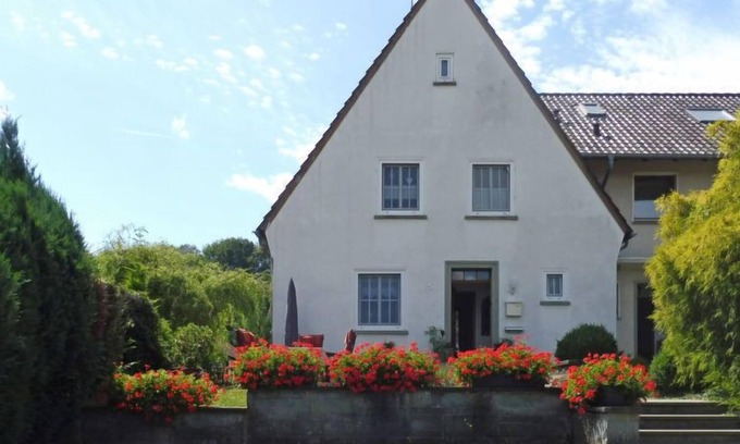 Luegde Maison | Haus am Berg der Osterräder by Interhome