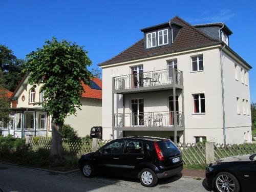 Seeheilbad Graal-Muritz Appartement | “Haus am Küstenwald” Ferienwohnungen