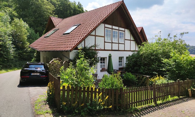 Bellenberg Maison | Maison à la forêt, située dans un petit village avec 380 habitants.