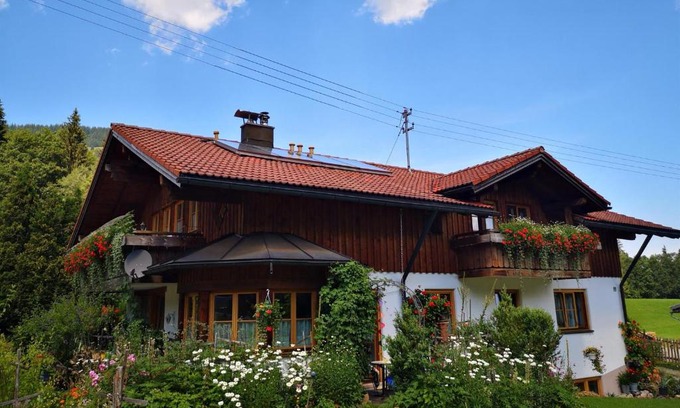 Unterjoch Appartement | Haus Auerhahn