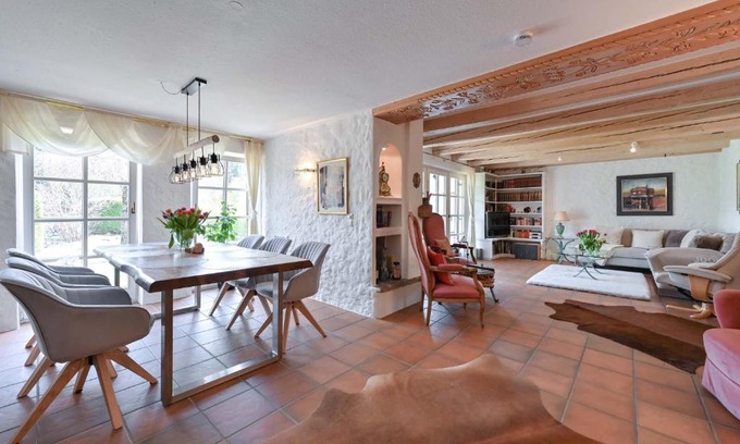 Horn Maison | Haus Bella