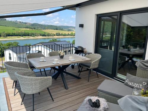 Heringhausen Maison | Haus Diemeleck - Ferienhaus für 6 Personen mit Sauna und Dachterrasse mit Panoramablick