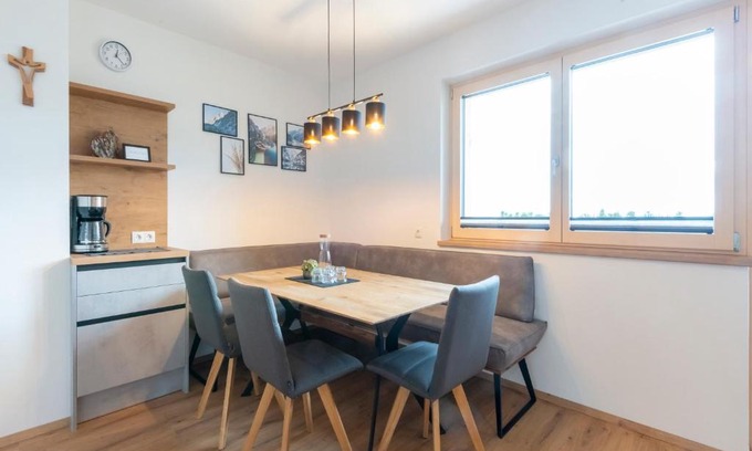 Hainzenberg Appartement | Haus Heimat - Alpenrose