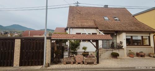 Albersweiler Appartement | Haus Helga