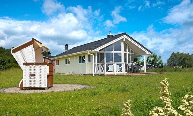 Insel Poel Maison | Haus Käpt`n Nemo - The luxurious Danish holiday home is located in Vorwerk