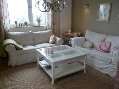 Feldrom Appartement | Haus mit Aussicht